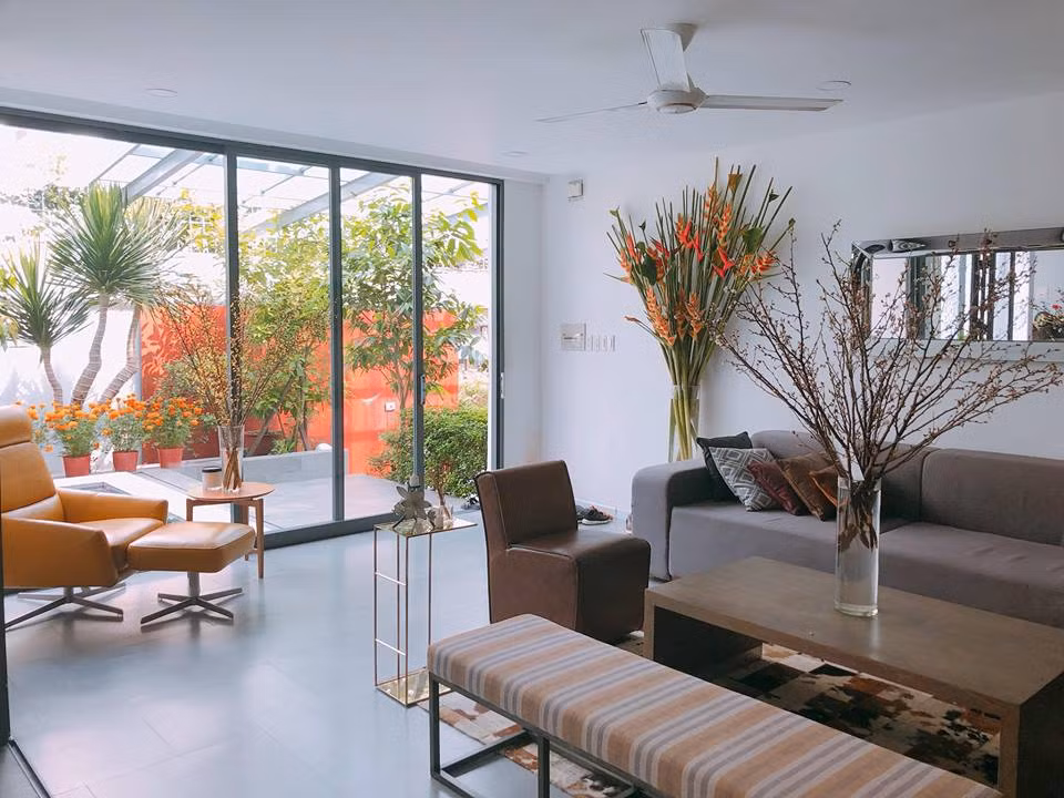 Ở tuổi 35, Hồ Ngọc Hà giàu cỡ nào? ảnh 5