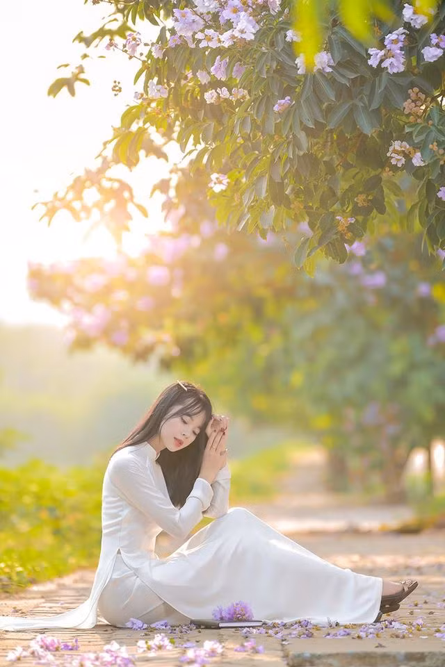 Hot girl Tài chính: 'Giới trẻ nên trải nghiệm để trưởng thành thay vì đứng yên' ảnh 2