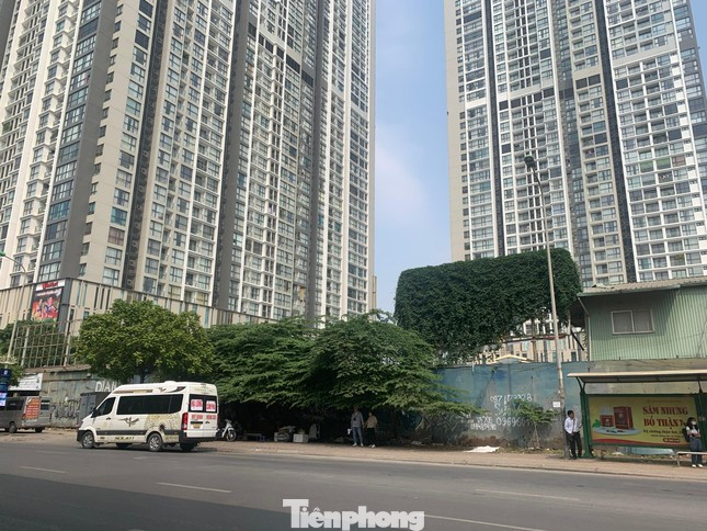 Dự án Xây dựng Trung tâm Tang lễ Văn Minh được gia hạn cuối năm 2023 nhưng đến nay vẫn "bất động". Dự án Xây dựng Trung tâm Tang lễ Văn Minh được gia hạn cuối năm 2023 nhưng đến nay vẫn "bất động".