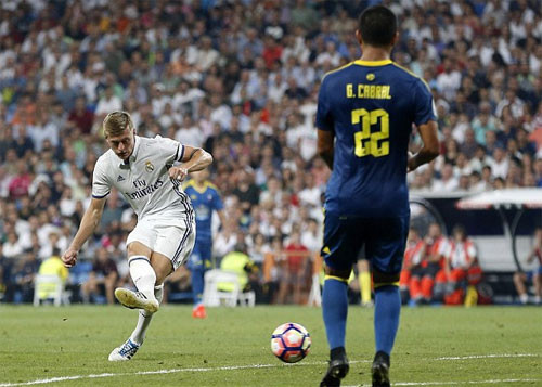 Real thắng vất vả trên sân nhà ảnh 2