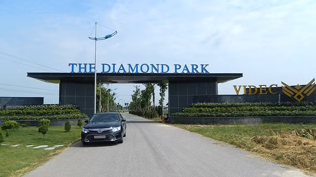 Yêu cầu Thanh tra Chính phủ ý kiến về dự án nhà thu nhập thấp thành biệt thự ảnh 1