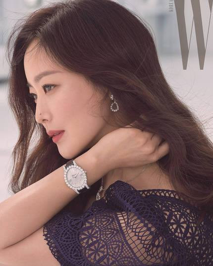 'Đệ nhất mỹ nhân xứ Hàn' Kim Hee Sun trẻ đẹp khó đoán tuổi ảnh 11