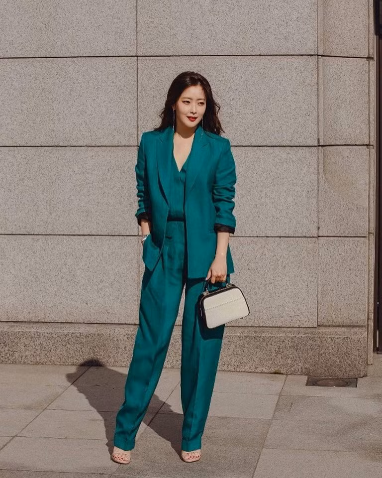 'Đệ nhất mỹ nhân xứ Hàn' Kim Hee Sun trẻ đẹp khó đoán tuổi ảnh 8