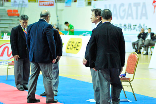 Công tác trọng tài lại là vấn đề muôn thủa ở SEA Games. Ảnh: SN