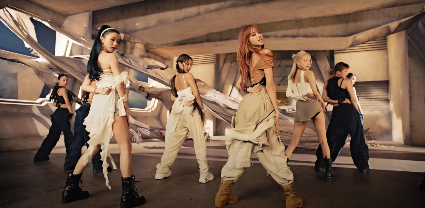 BlackPink trong MV Pink Venom. Ảnh: YouTube.