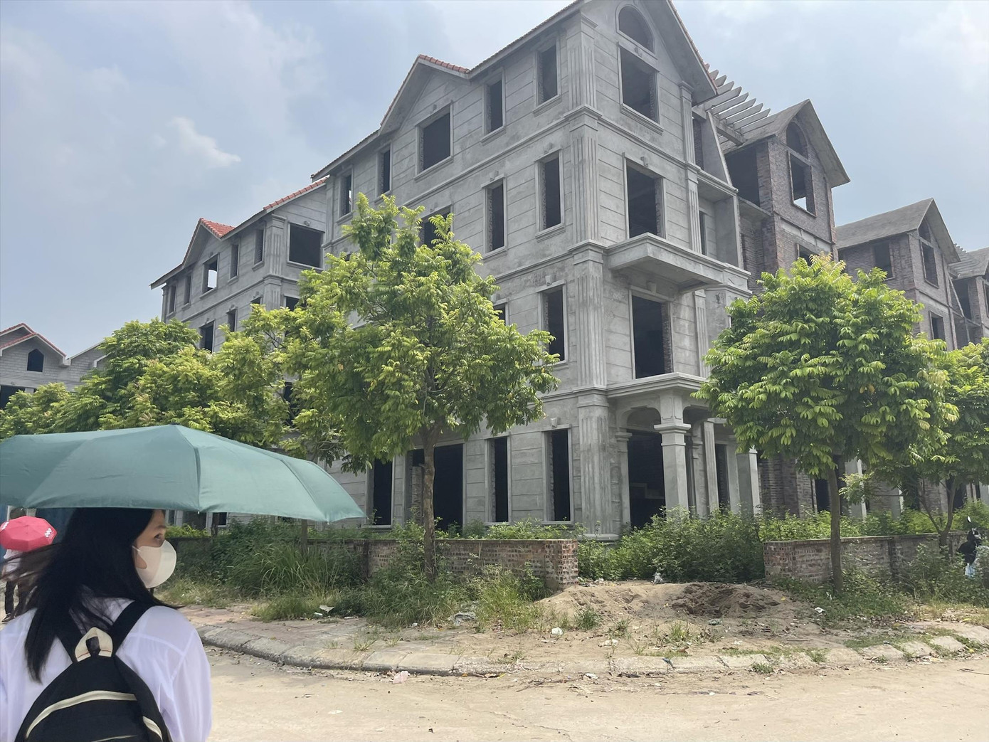 Nhiều doanh nghiệp bất động sản không có thưởng Tết năm nay vì thị trường “đóng băng”. Ảnh: Như Ý