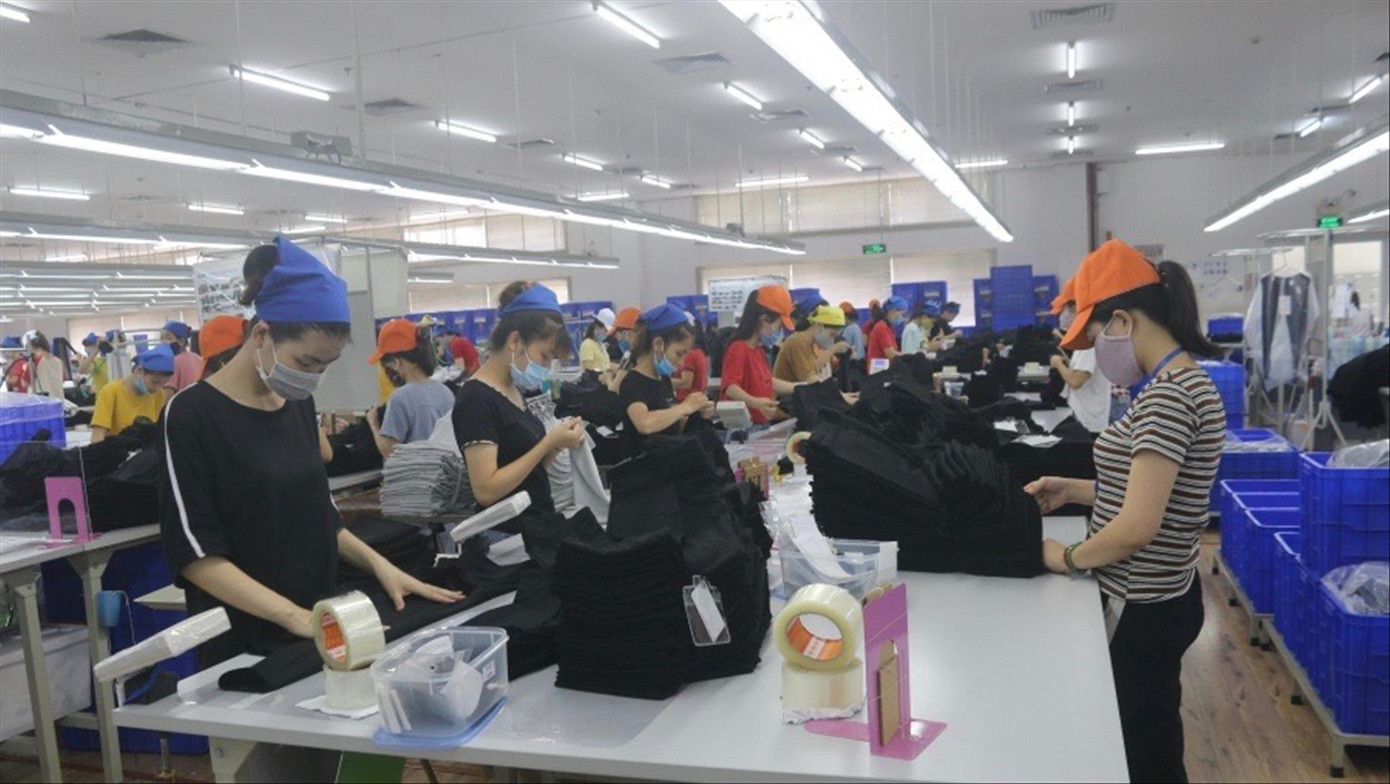 Công nhân trở lại làm việc sau dịp nghỉ Tết tại Thanh Hoá