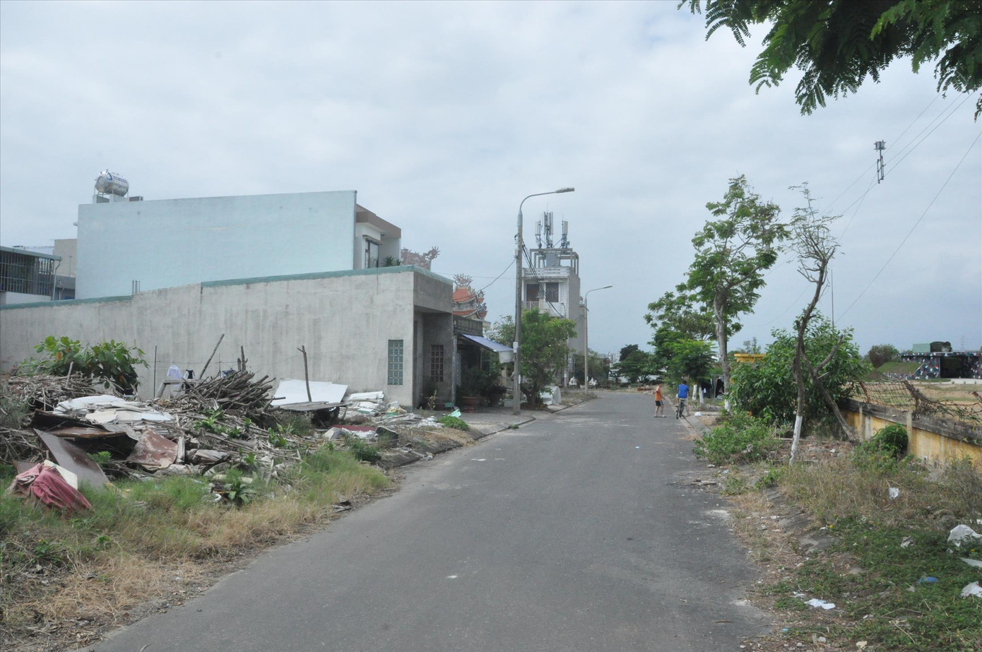 Đất xung quanh khu dân cư Hòa Hải 2 (phường Hòa Hải, quận Ngũ Hành Sơn, TP Đà Nẵng) vướng trận địa pháo gần đó