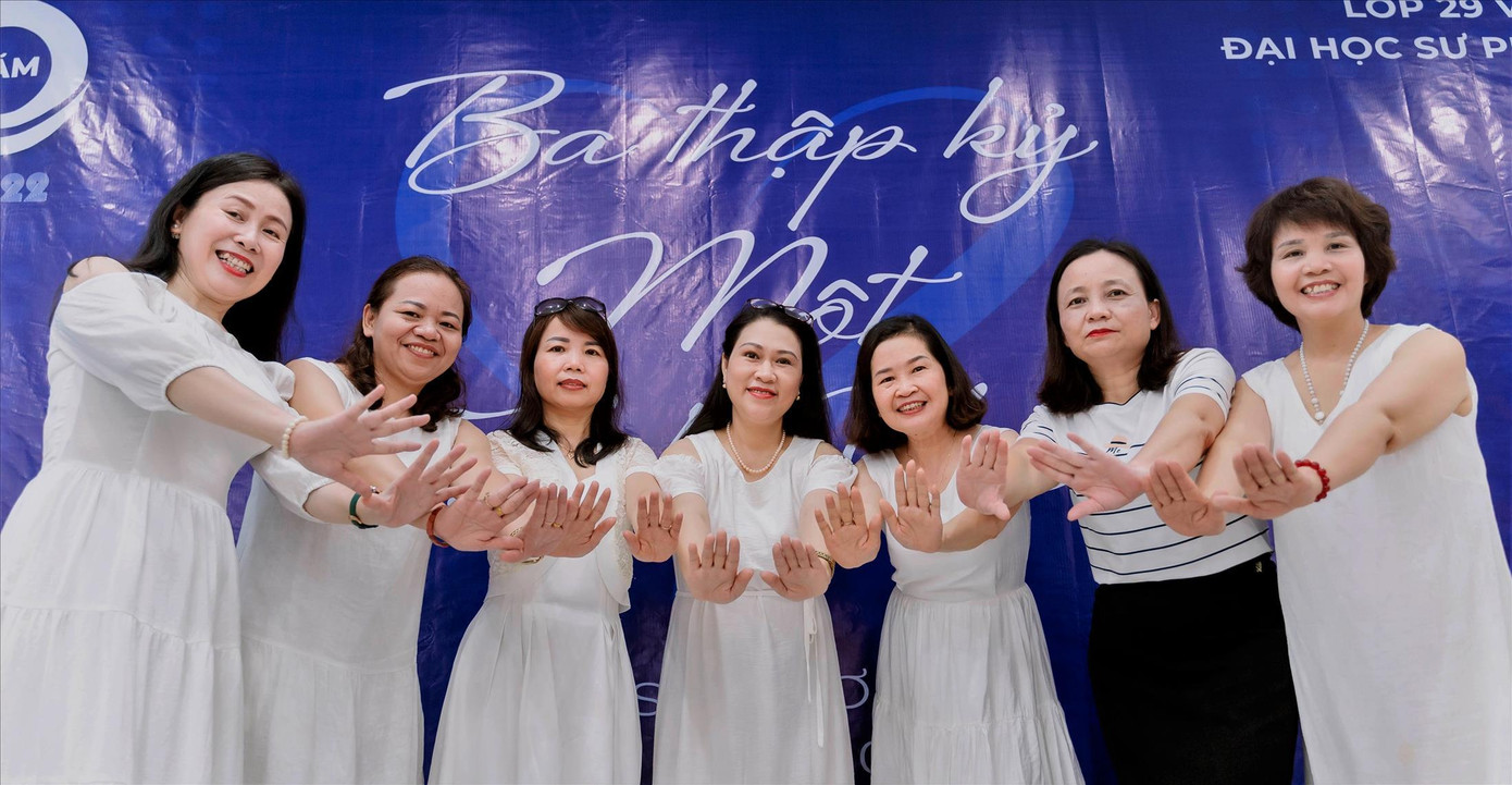 Sầm Sơn đang trở thành điểm hội khóa, họp lớp lý tưởng cho rất nhiều du khách