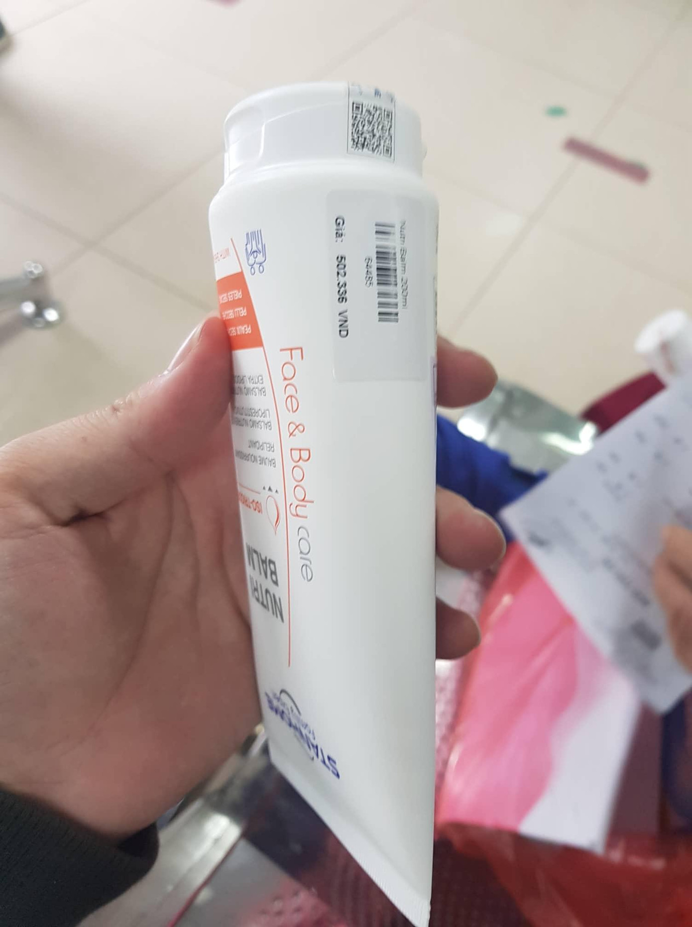 Sản phẩm mỹ phẩm “ăn theo” đơn thuốc