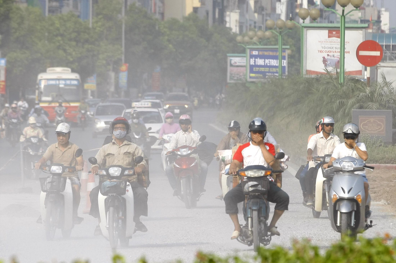 Hà Nội và các tỉnh miền Bắc đang bước vào mùa ô nhiễm không khí cao điểm trong năm. Ảnh: Như Ý Hà Nội và các tỉnh miền Bắc đang bước vào mùa ô nhiễm không khí cao điểm trong năm. Ảnh: Như Ý