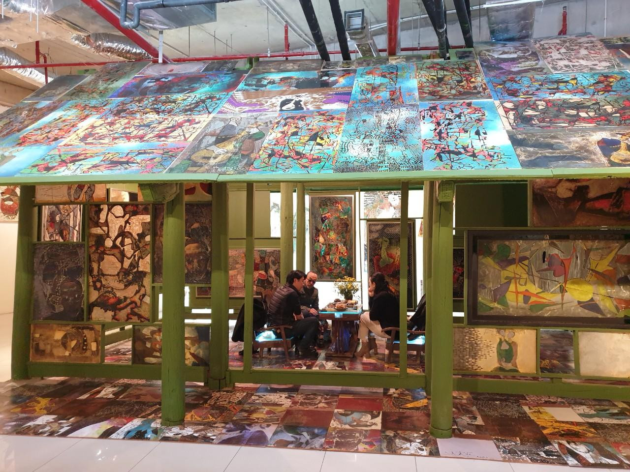 Không gian triển lãm “Phù thế”