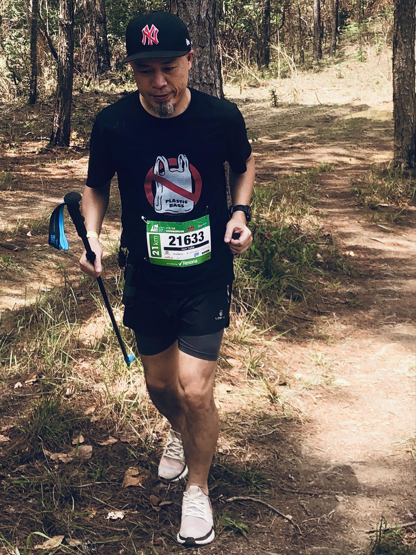 Với nhạc sĩ Huy Tuấn, thể dục thể thao là thói quen hằng ngày. Ảnh: NVCC