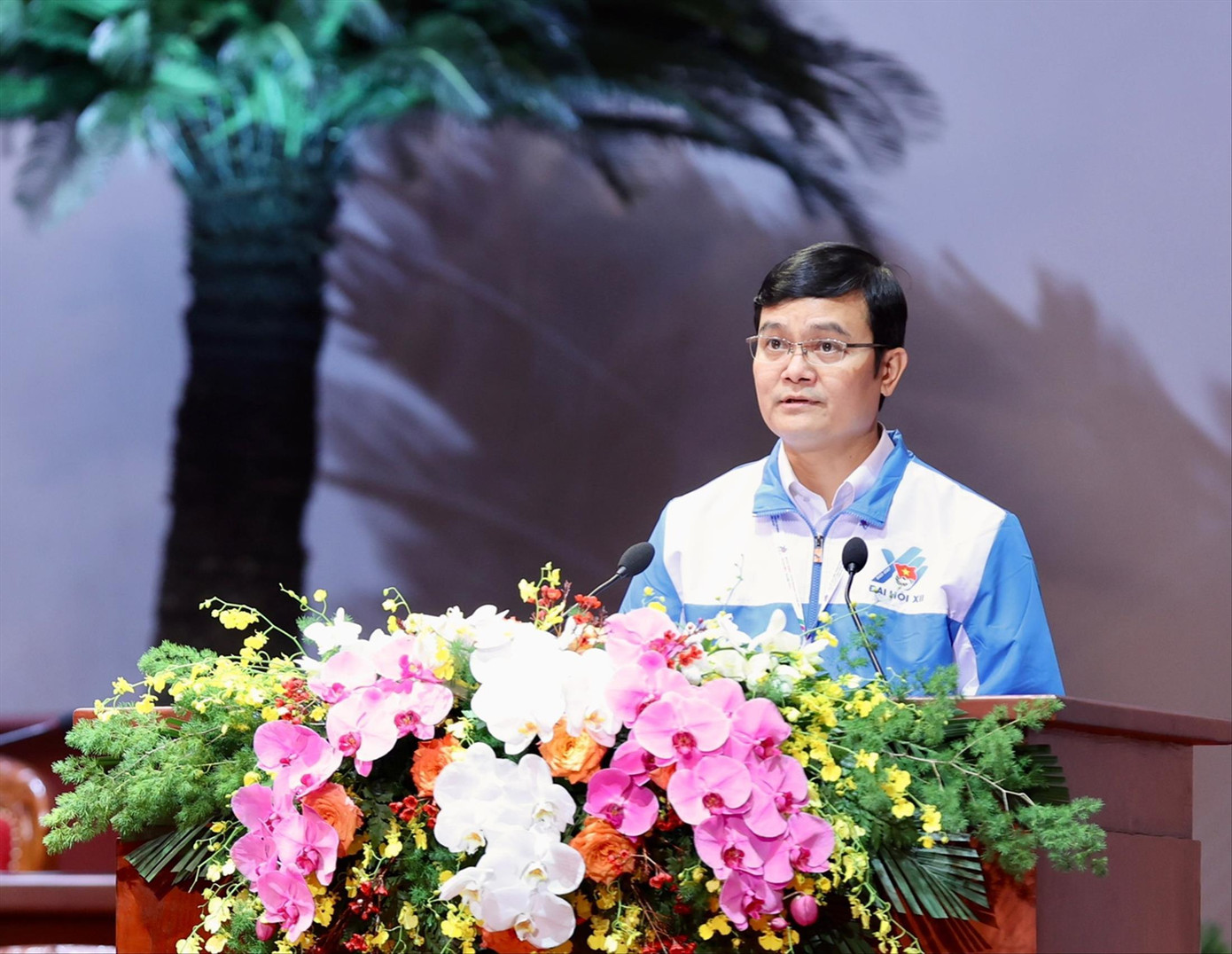 Anh Bùi Quang Huy, Ủy viên dự khuyết T.Ư Đảng, Bí thư thứ nhất T.Ư Đoàn phát biểu khai mạc Đại hội. ẢNH: NHƯ Ý