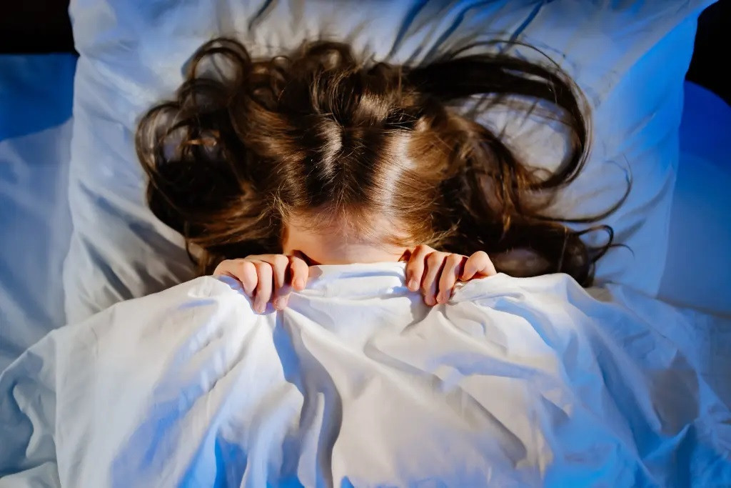 Trẻ càng mơ thấy nhiều giấc mơ xấu càng có nguy cơ mắc chứng mất trí nhớ sau này trong cuộc đời.