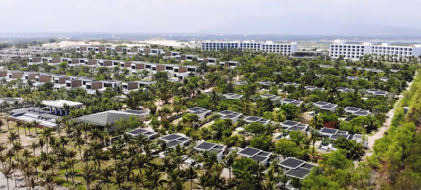 Chủ đầu tư Khu nghỉ dưỡng JW Mariott Cam Ranh Bay Resort &amp; Spa bị xử phạt 350 triệu đồng vì xây nhiều hạng mục công trình không phép. Ảnh L.H