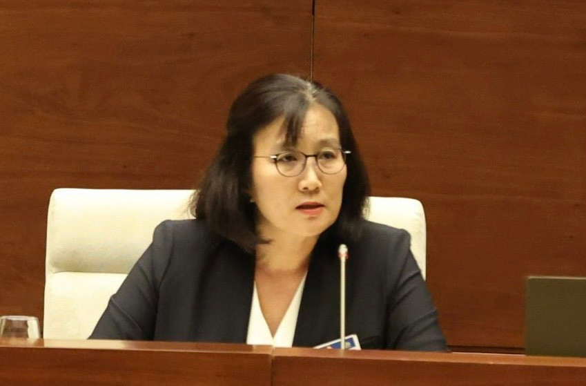 Bà Miki Nozawa - Trưởng ban Giáo dục Văn phòng UNESCO tại Việt Nam nhấn mạnh yếu tố con người trong quá trình chuyển đổi số. Ảnh: Trọng Tài Bà Miki Nozawa - Trưởng ban Giáo dục Văn phòng UNESCO tại Việt Nam nhấn mạnh yếu tố con người trong quá trình chuyển đổi số. Ảnh: Trọng Tài