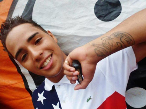 Nam ca sĩ trẻ chết thảm