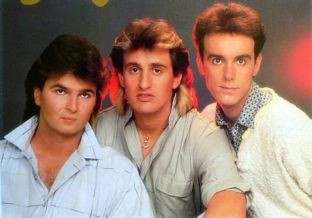 Ban nhạc Joy: Việt Nam có cơ hội thắng Nhật Bản ảnh 1