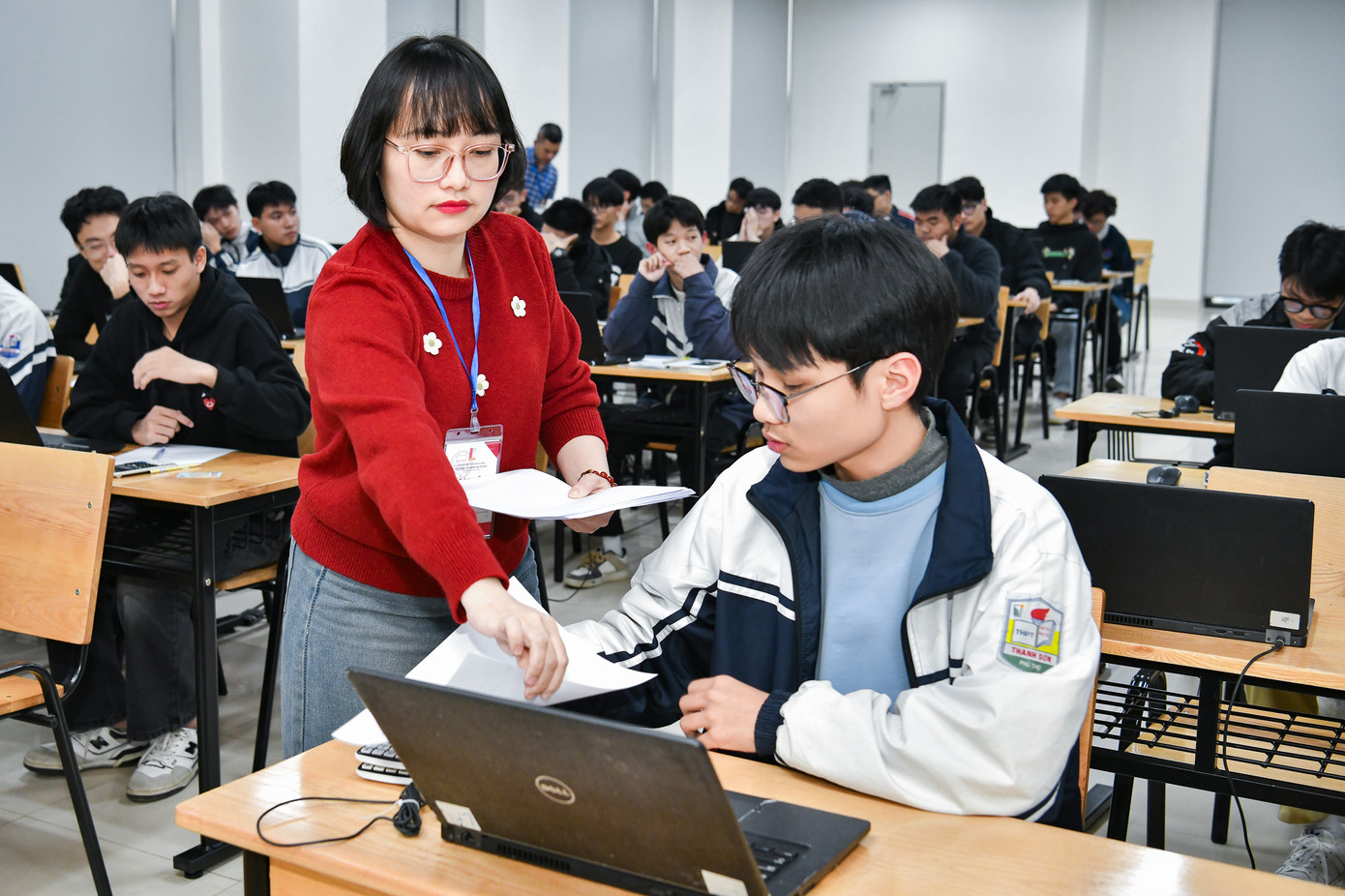 Thí sinh dự thi đánh giá tư duy đợt 1. Thí sinh dự thi đánh giá tư duy đợt 1.