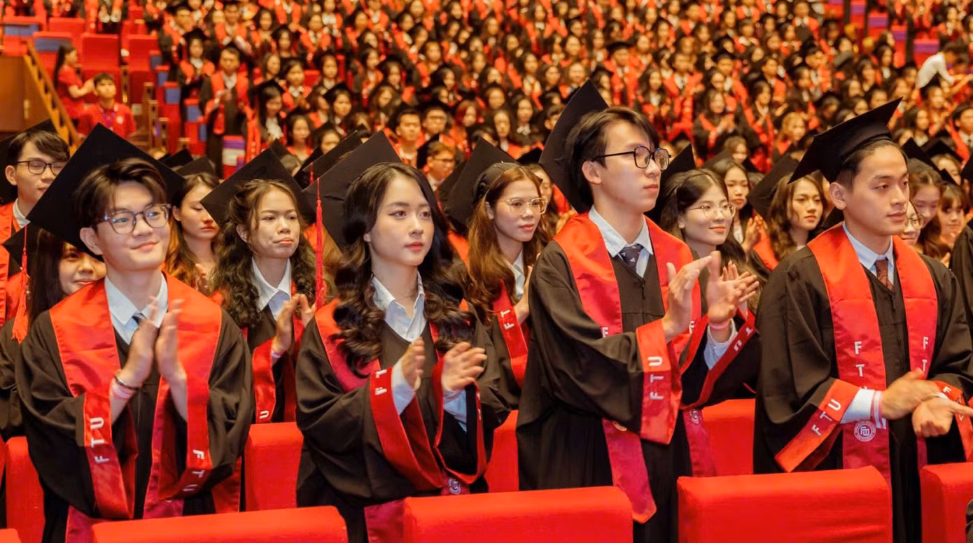 Tân cử nhân trong lễ tốt nghiệp đợt 1 năm 2025 của Trường Đại học Ngoại thương