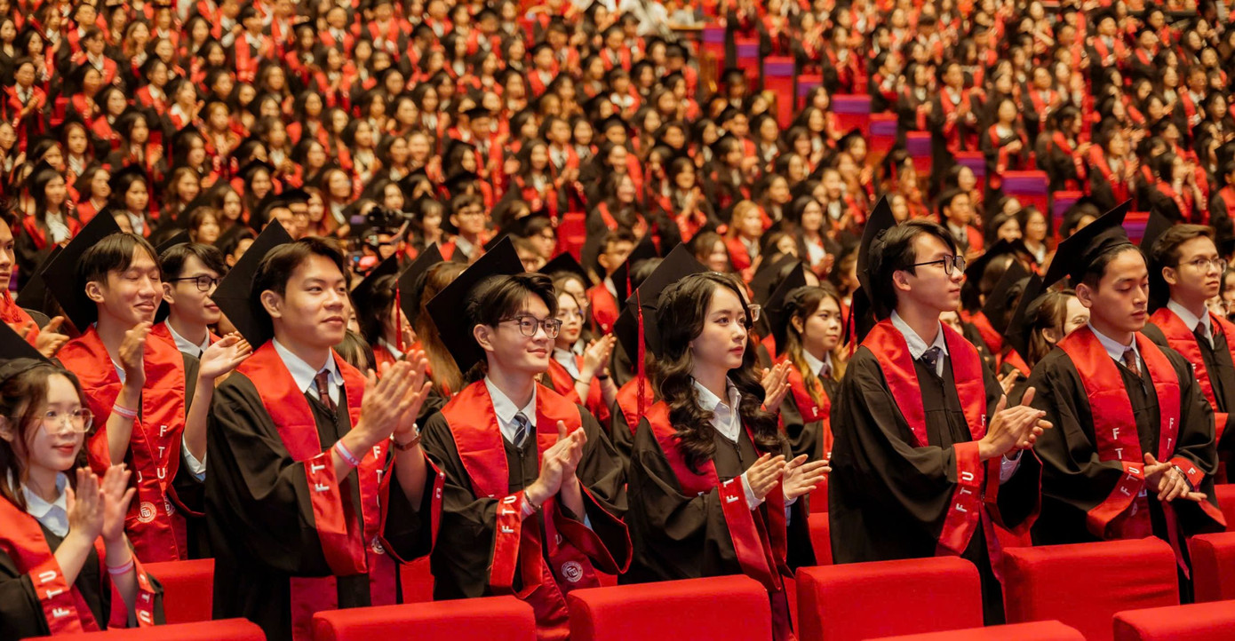 Sinh viên Trường Đại học Ngoại thương trong lễ tốt nghiệp năm 2025. Sinh viên Trường Đại học Ngoại thương trong lễ tốt nghiệp năm 2025.