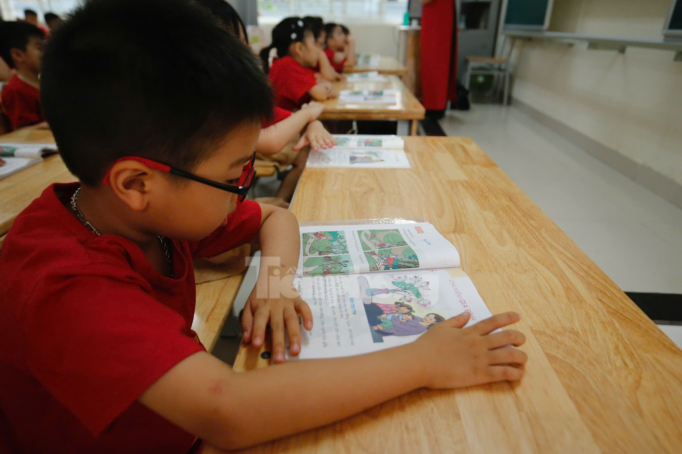 Học sinh lớp 1 đang học theo chương trình giáo dục phổ thông 2018. Ảnh: Như Ý Học sinh lớp 1 đang học theo chương trình giáo dục phổ thông 2018. Ảnh: Như Ý