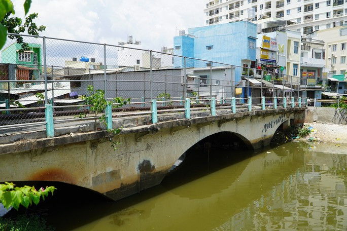 Công trình cầu Dừa cũ, quận 4