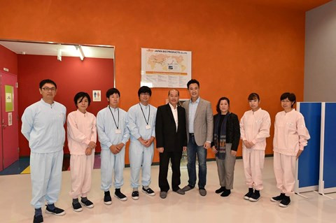 Tranh luận khoa học về thuốc từ 'thịt người' ảnh 1