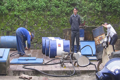 150 lít nước trong bồn xăng gây chết máy xe ở Quảng Trị ảnh 1