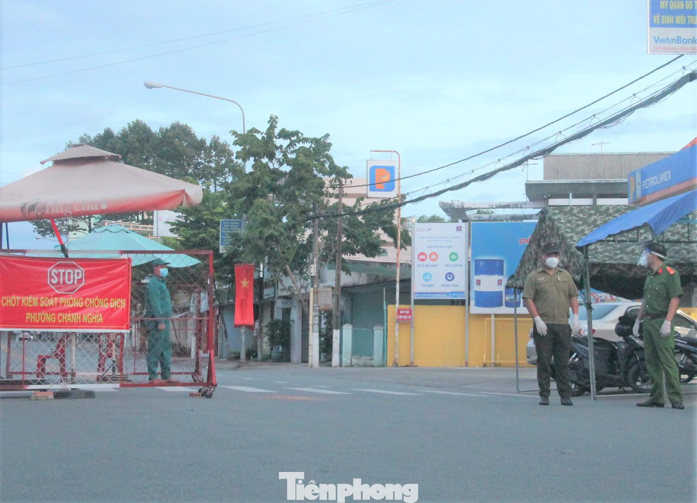 Bình Dương vẫn đang duy trì các chốt kiểm dịch liên phường