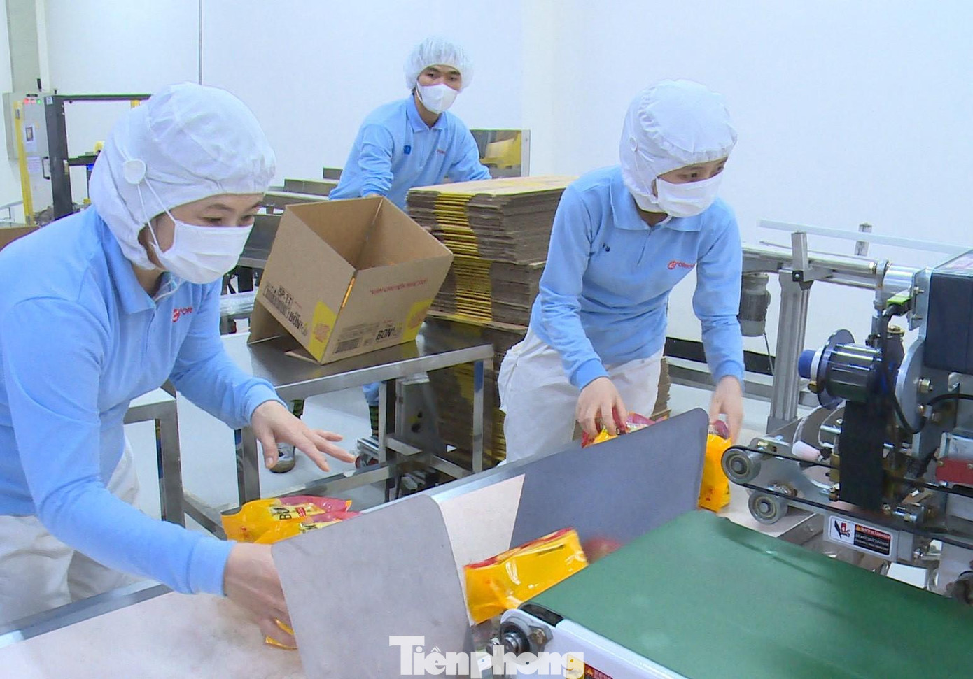 Doanh nghiệp hoạt động 3 tại chỗ vừa phòng chống dịch vừa đảm bảo đời sống người lao động Doanh nghiệp hoạt động 3 tại chỗ vừa phòng chống dịch vừa đảm bảo đời sống người lao động