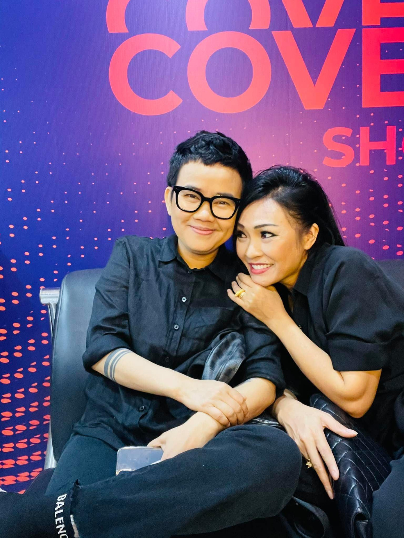 Sau khi nhóm 3 Con Mèo tan rã, chỉ có nhạc sĩ Phương Uyên vẫn miệt mài theo đuổi nghệ thuật và để lại dấu ấn mạnh mẽ trong lòng công chúng. Ngoài những sáng tác cho các ca sĩ trẻ, Phương Uyên vẫn cho ra đời những dự án âm nhạc riêng mình.