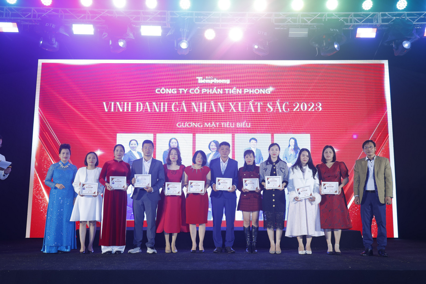 Vinh danh những Gương mặt Tiêu biểu năm 2023 Vinh danh những Gương mặt Tiêu biểu năm 2023