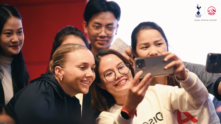 Tegan Burling – HLV Phát triển Toàn cầu CLB Tottenham Hotspur chia sẻ kiến thức về sức khỏe