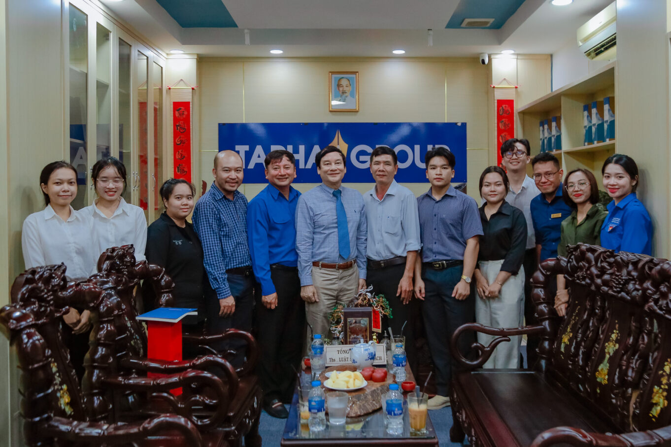 UEF gắn kết chặt chẽ với các doanh nghiệp, văn phòng luật trong đào tạo sinh viên