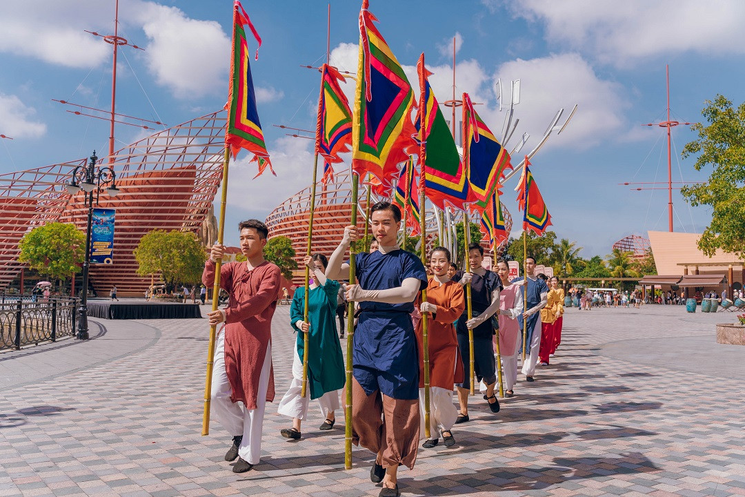 Diễu hành Sắc Bùa Chúc Phúc Diễu hành Sắc Bùa Chúc Phúc