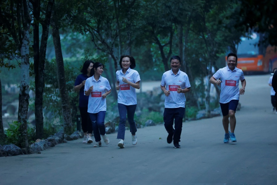 Mỗi vận động viên chinh phục đường đua theo cách riêng của mình Mỗi vận động viên chinh phục đường đua theo cách riêng của mình