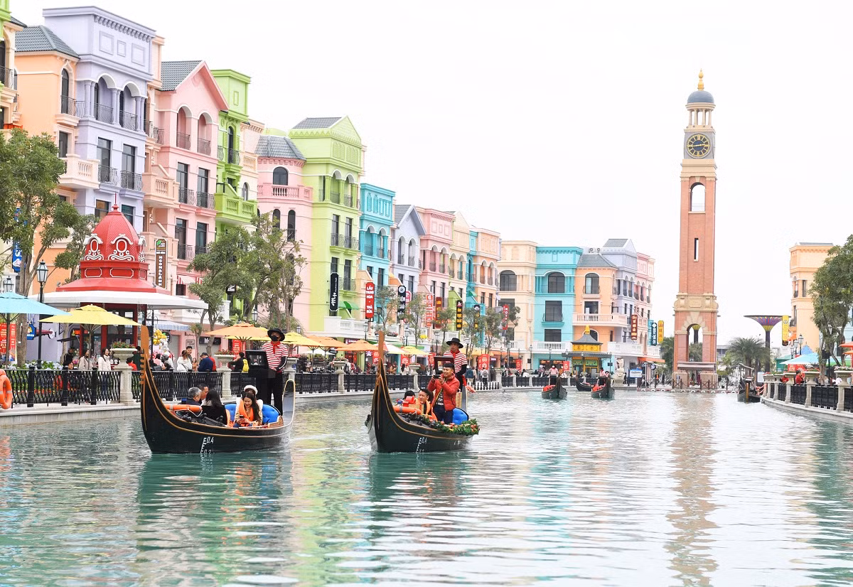 Grand World - Phân khu Venice sẽ điểm mua sắm hấp dẫn quy tụ các gian hàng nhập khẩu quốc tế Grand World - Phân khu Venice sẽ điểm mua sắm hấp dẫn quy tụ các gian hàng nhập khẩu quốc tế