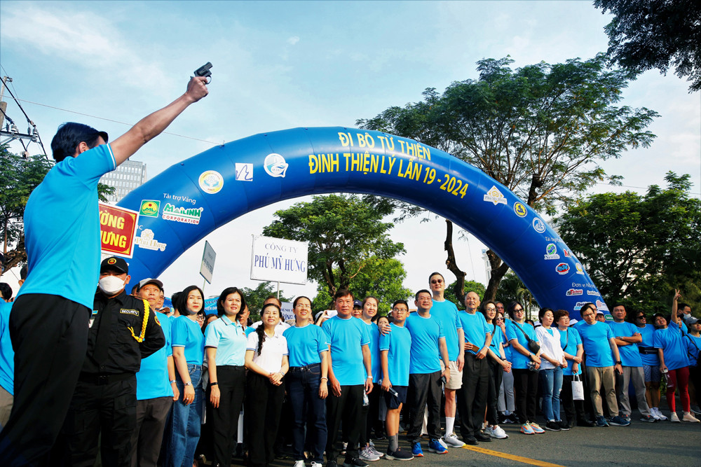 Bắn súng lệnh xuất phát