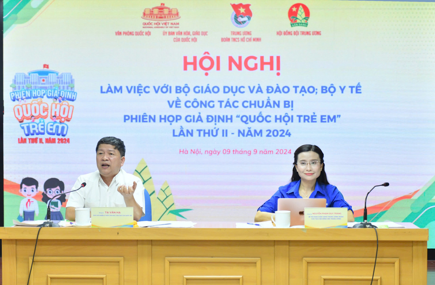 Phó Chủ nhiệm Uỷ ban Văn hoá, Giáo dục của Quốc hội Tạ Văn Hạ; Bí thư T.Ư Đoàn, Chủ tịch Hội đồng Đội T.Ư Nguyễn Phạm Duy Trang chủ trì buổi làm việc Phó Chủ nhiệm Uỷ ban Văn hoá, Giáo dục của Quốc hội Tạ Văn Hạ; Bí thư T.Ư Đoàn, Chủ tịch Hội đồng Đội T.Ư Nguyễn Phạm Duy Trang chủ trì buổi làm việc