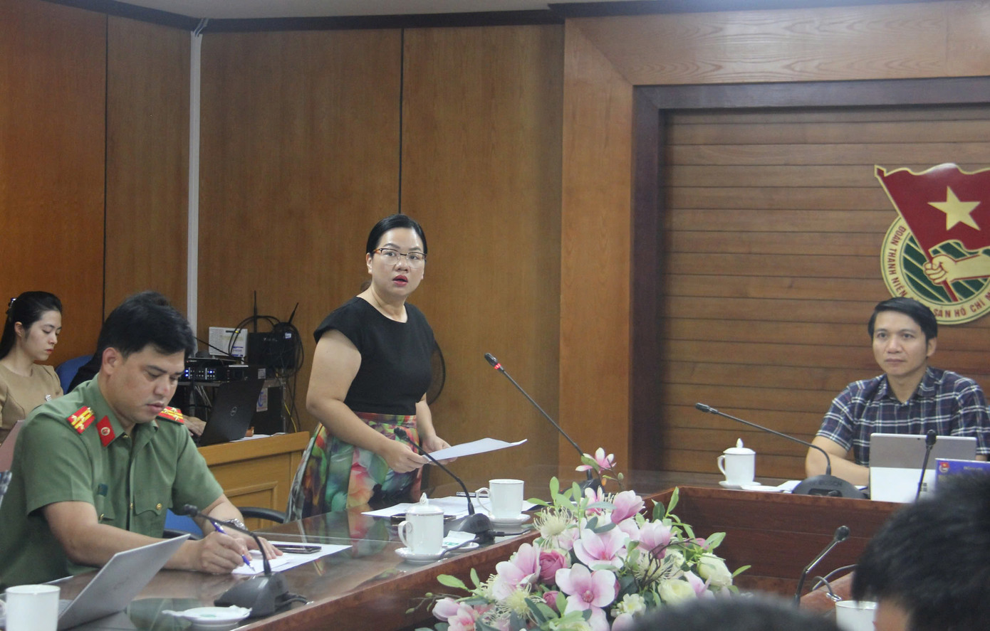 Chị Nguyễn Thị Thu Vân - Trưởng ban Thanh niên Nông thôn T.Ư Đoàn thông tin tại buổi làm việc Chị Nguyễn Thị Thu Vân - Trưởng ban Thanh niên Nông thôn T.Ư Đoàn thông tin tại buổi làm việc