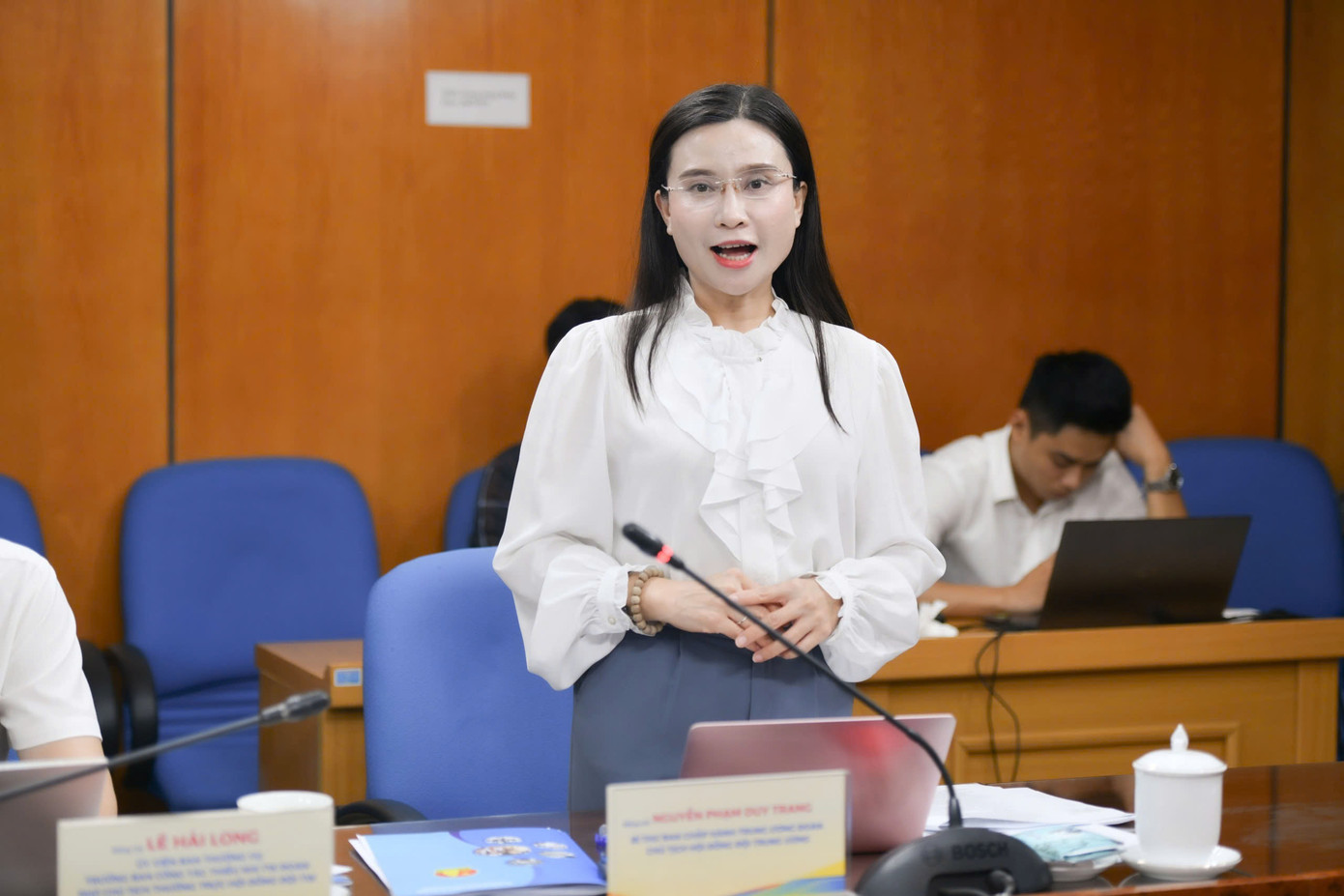 Chị Nguyễn Phạm Duy Trang - Bí thư T.Ư Đoàn, Chủ tịch Hội đồng Đội T.Ư, Trưởng Ban Tổ chức phiên họp thông tin về các nội dung phiên họp giả định Quốc hội trẻ em lần thứ II, năm 2024.