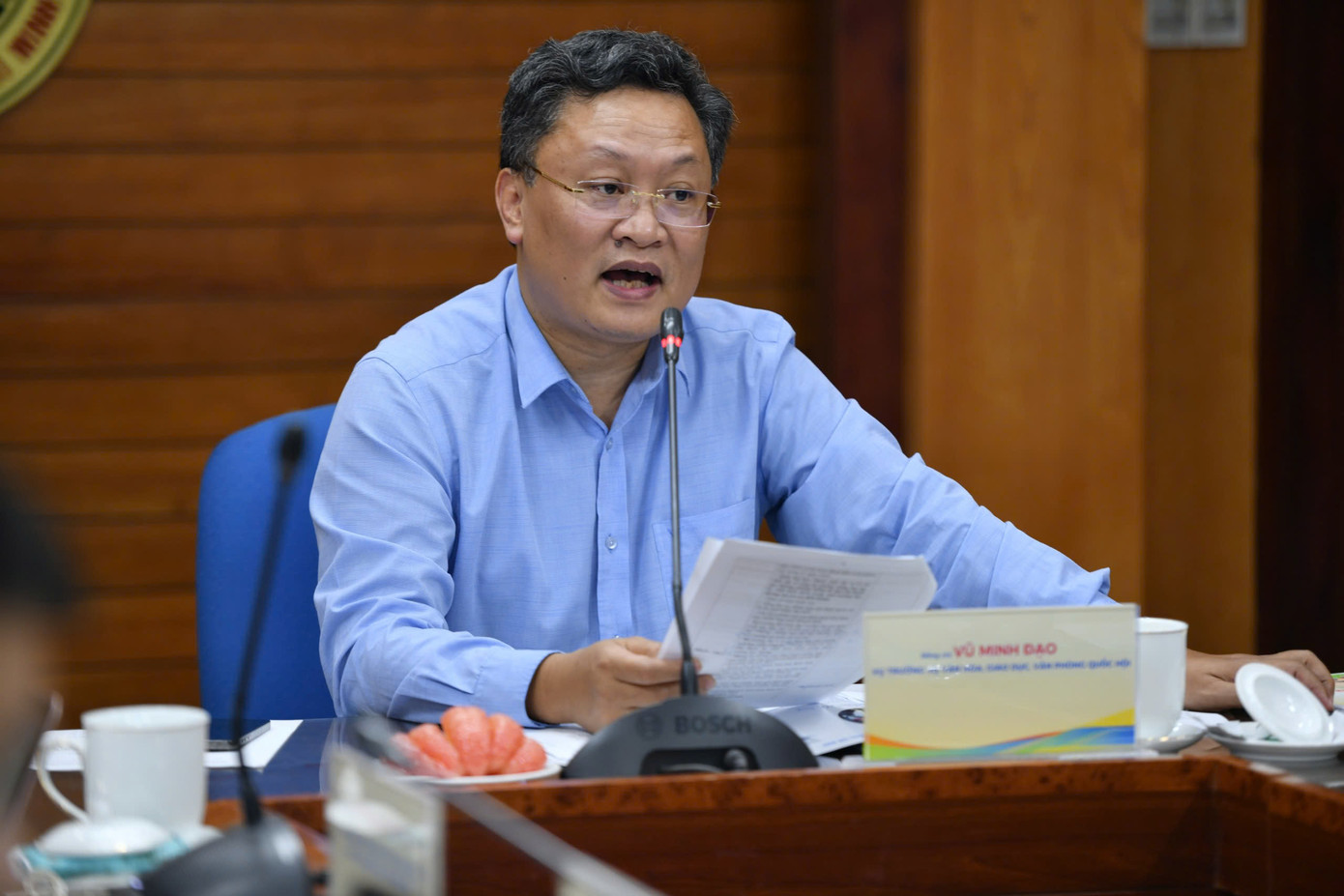 Ông Vũ Minh Đạo - Vụ trưởng Vụ Văn hóa, Giáo dục, Văn phòng Quốc hội - Trưởng Ban cố vấn chủ trì buổi làm việc.