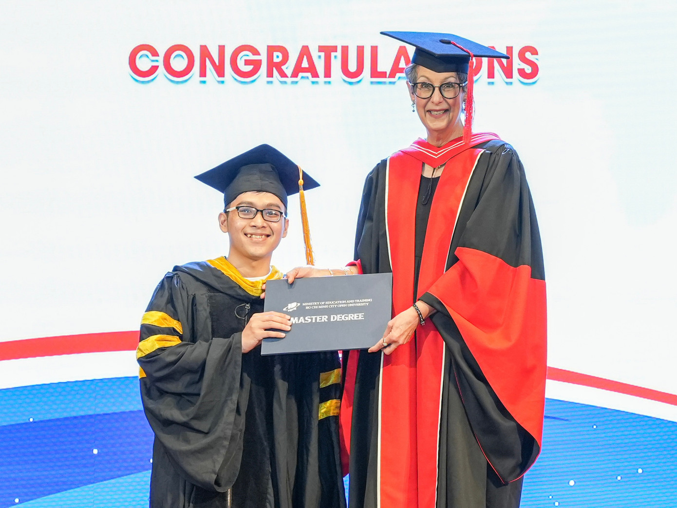 Trần Anh Khoa hoàn thành chương trình thạc sĩ TESOL. Ảnh: NVCC Trần Anh Khoa hoàn thành chương trình thạc sĩ TESOL. Ảnh: NVCC