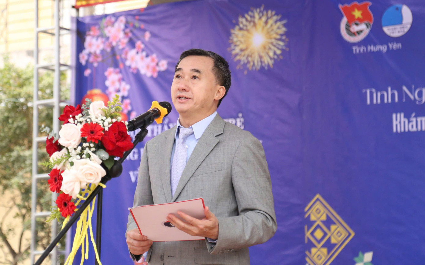 Thứ trưởng Bộ Y tế Trần Văn Thuấn phát biểu tại chương trình. Thứ trưởng Bộ Y tế Trần Văn Thuấn phát biểu tại chương trình.