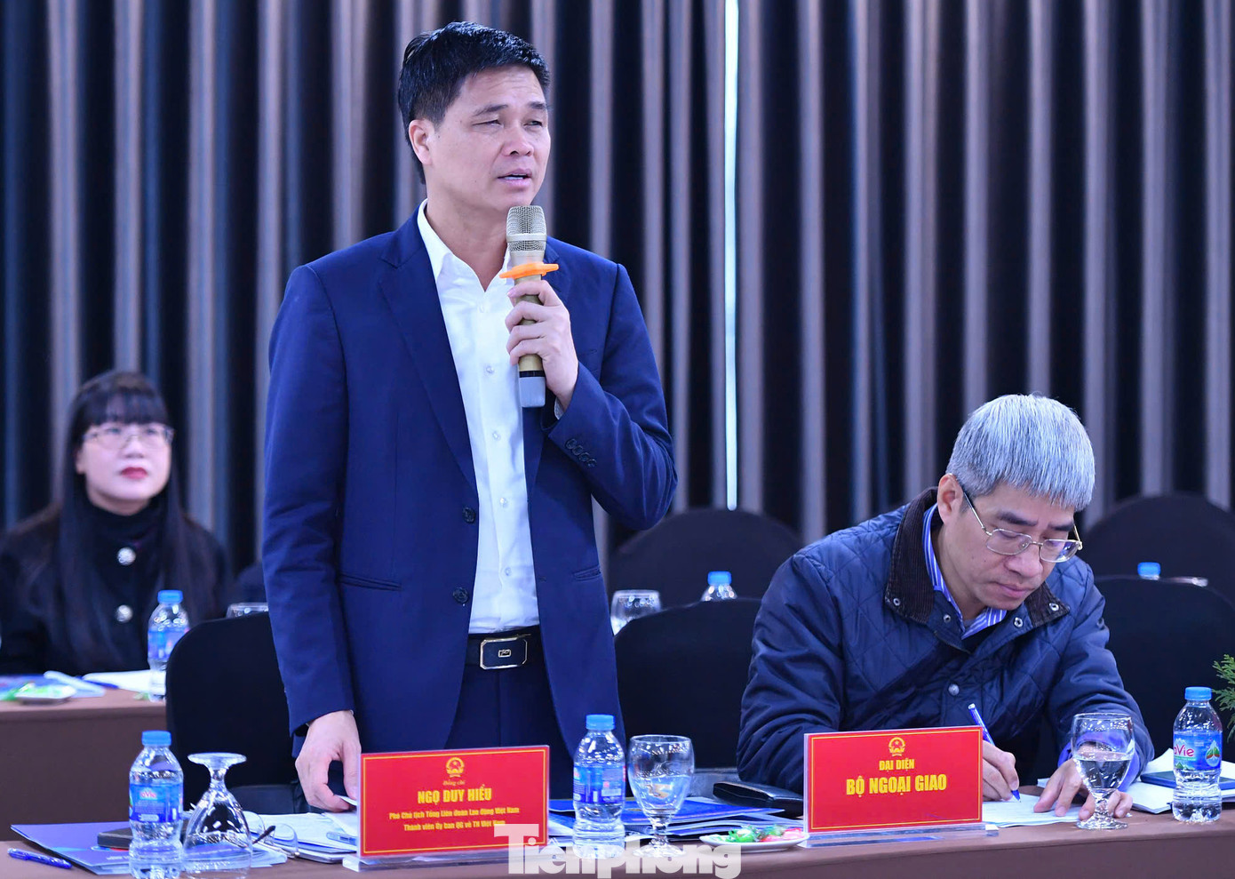 Ông Ngọ Duy Hiểu phát biểu ý kiến tại hội nghị. Ông Ngọ Duy Hiểu phát biểu ý kiến tại hội nghị.