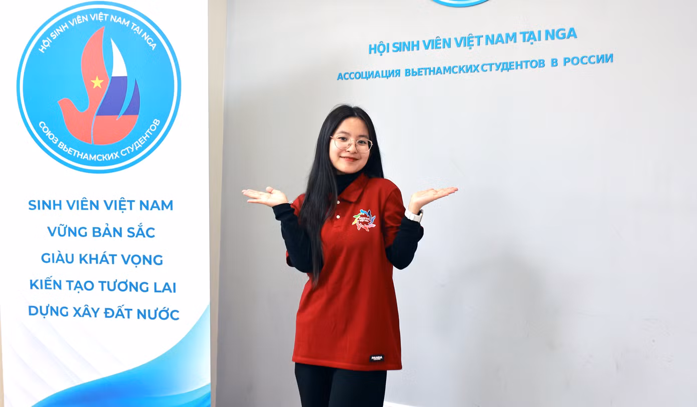 Nguyễn Thu Trang sinh viên trường ĐH Nghiên cứu Quốc gia xây dựng Moscow. Ảnh: NVCC