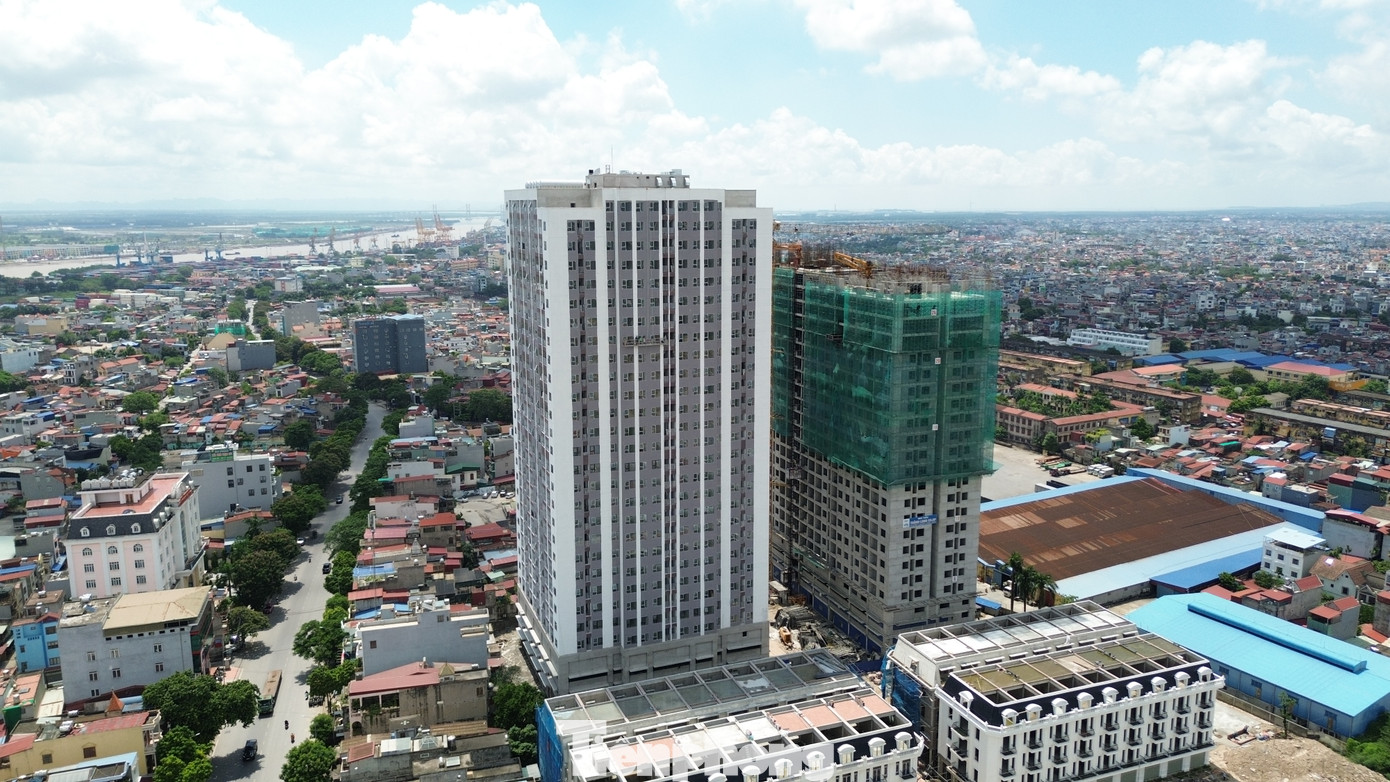 Theo ông Nguyễn Văn Đính, Chủ tịch Hội Môi giới Bất động sản Việt Nam tỷ lệ giải ngân tín dụng NƠXH thấp, vì còn nhiều vấn đề khó khăn liên quan đến quỹ đất, quy hoạch, thủ tục, vốn và đầu ra.