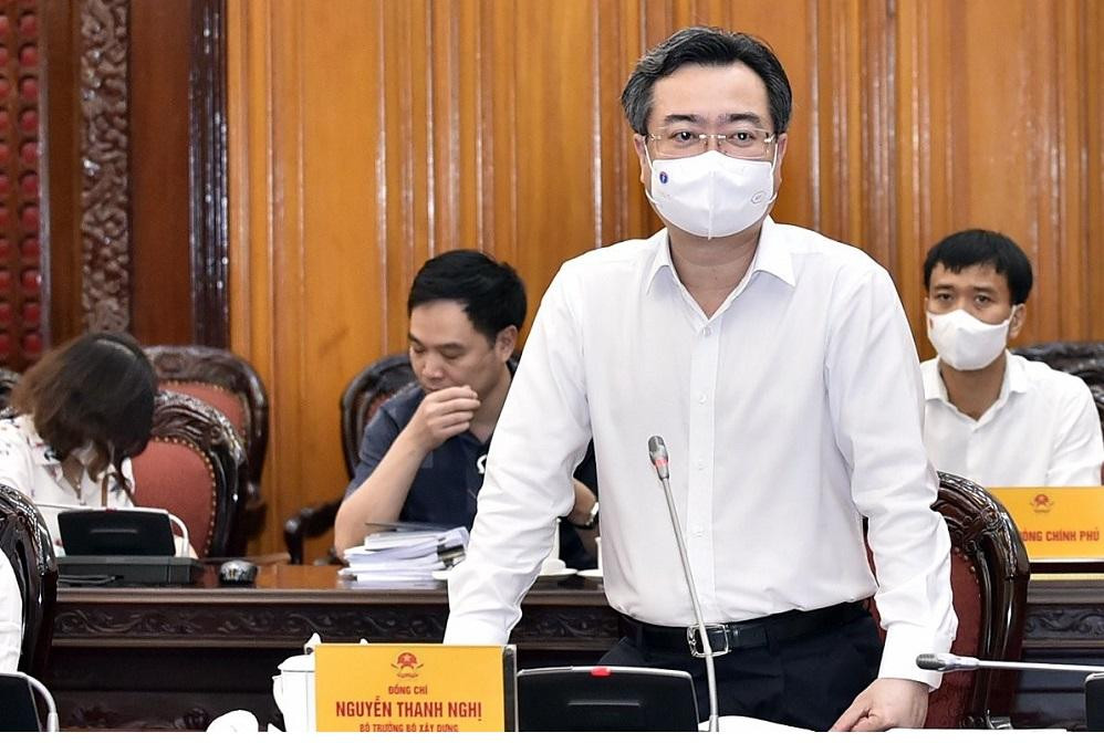 Bộ trưởng Nguyễn Thanh Nghị báo cáo tại cuộc họp (ảnh Nhật Minh)